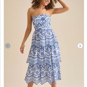 Altar’d State - New with tags - Blue and White Strapless Tiered Dress
